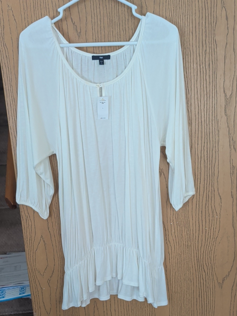 GAP Women's Ivory Scoop Neck Ruffle-Hem Tunic